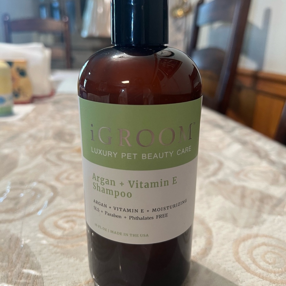 Argan + Vitamin E Shampoo - Brown and Green